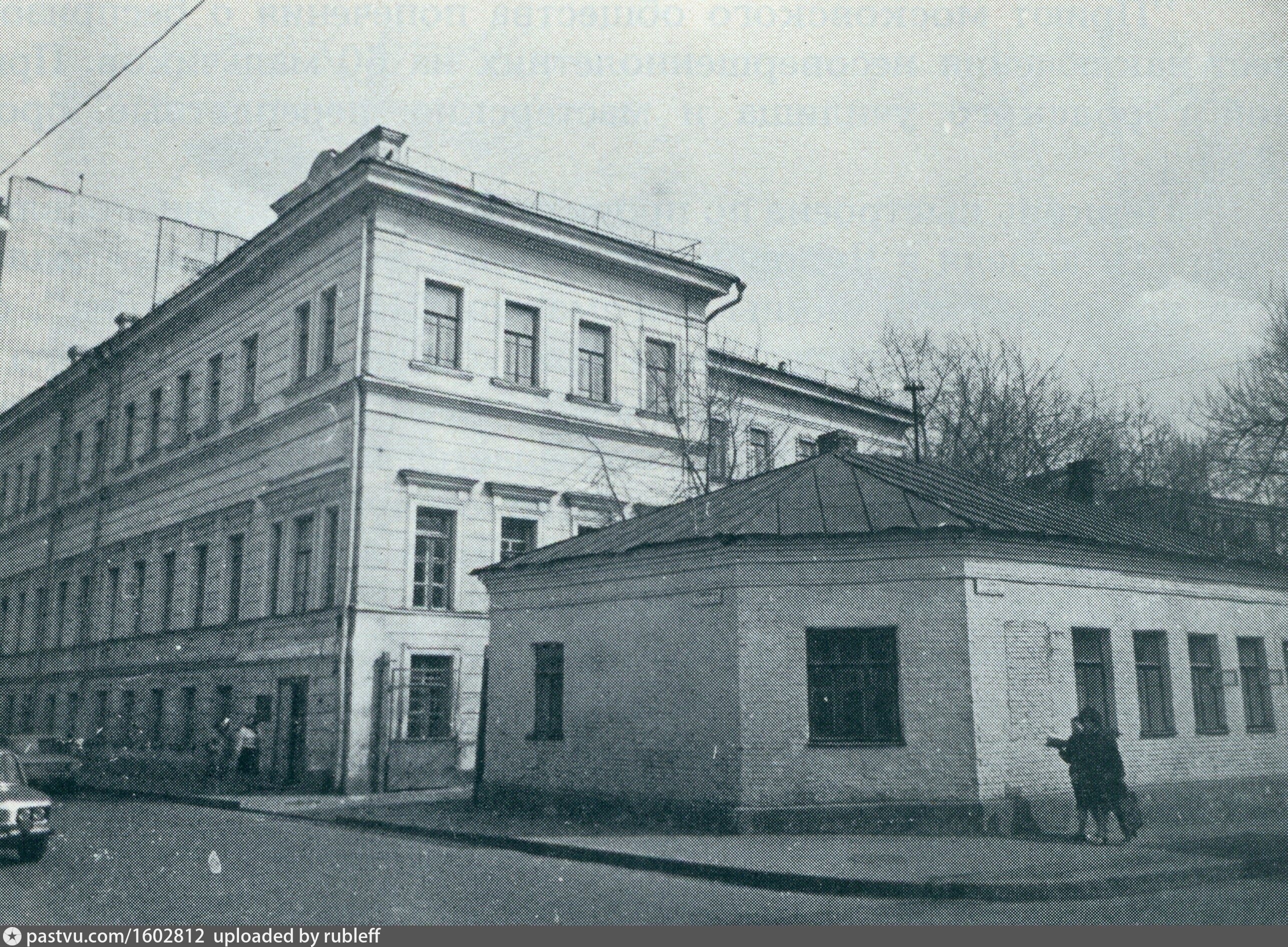 несвижский переулок москва