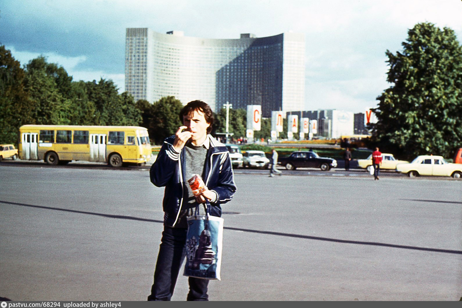 Девушка 1984 года. Москва 1984. Москва 1984 год. 1984 Год СССР. Фото СССР 1984.