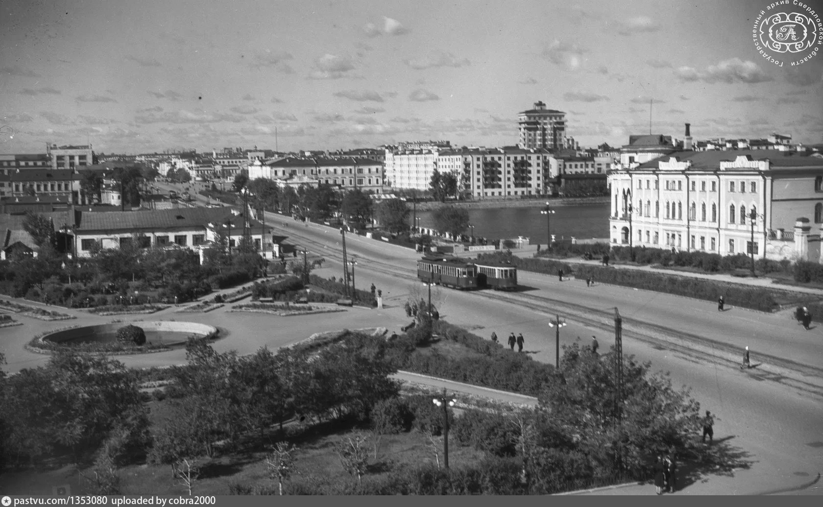 Екатеринбург архив. Свердловск 1952. Старые фотографии Березовский Свердловской области. Старые фото Березовский Свердловская область. Свердловск ул труда.