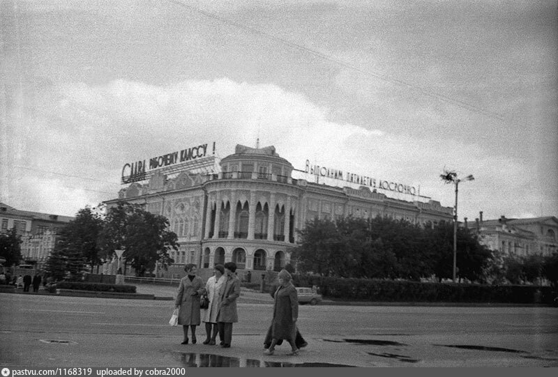 Дом севастьянова старое фото