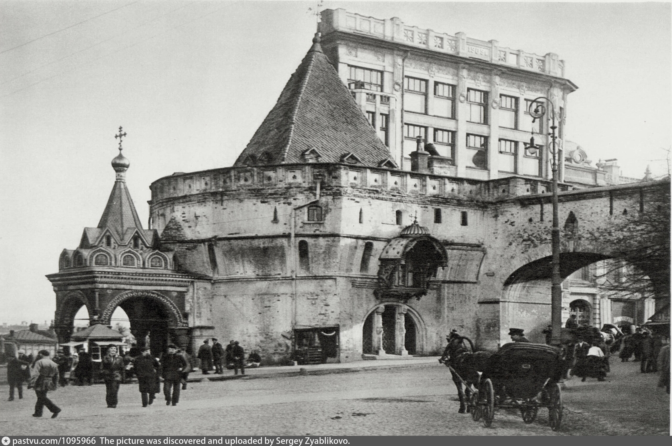 варварские ворота в москве