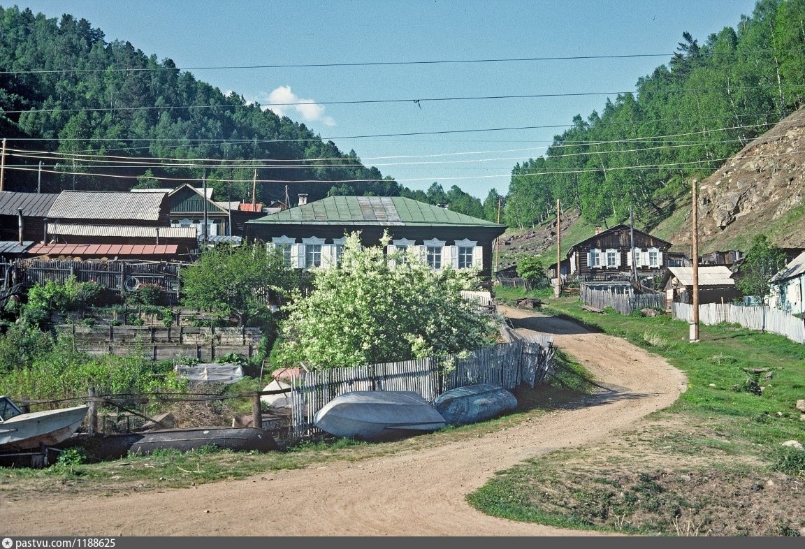 Фото старой листвянки