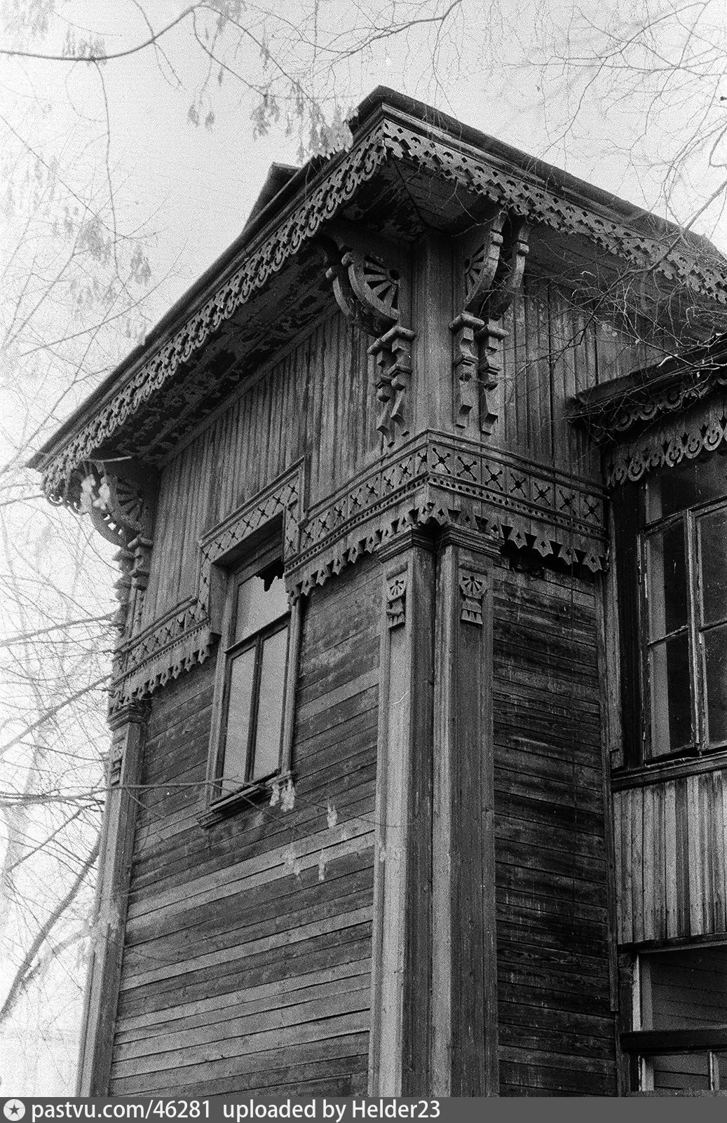 Деревянная дача на ул. Шумкина. Северо-западная часть