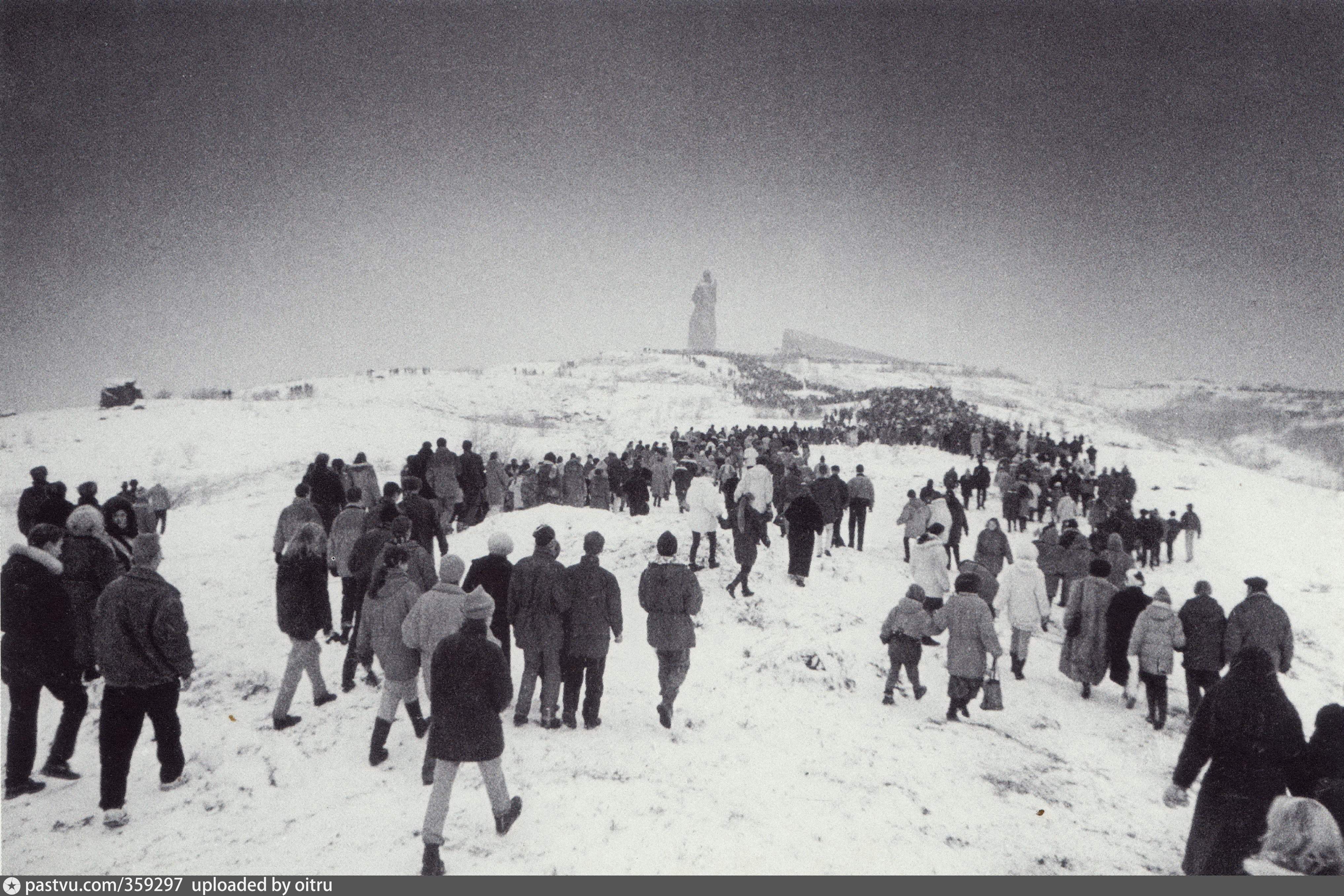 В 1985 году мыс. Сопка зеленый мыс. Зеленый мыс Мурманск. Мурманск 1985. Мурманск 1985 год.