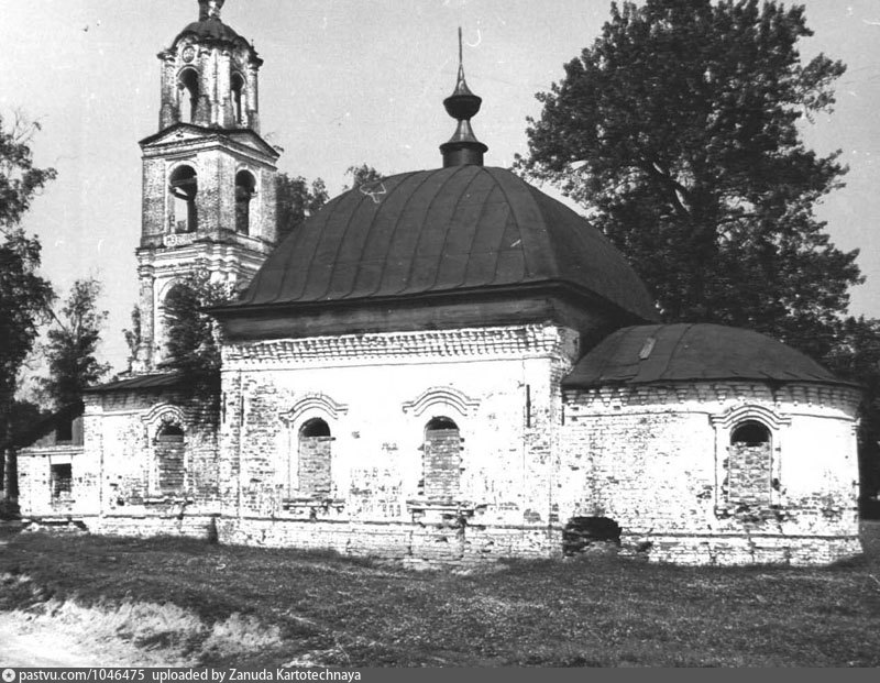 Уезда церковь. Храм Евфимия Суздальского Южский район. Мугреево Дмитровское храм. Храм в Мугреево Дмитриевское Южского района. Церковь в Изотино Ивановской области.