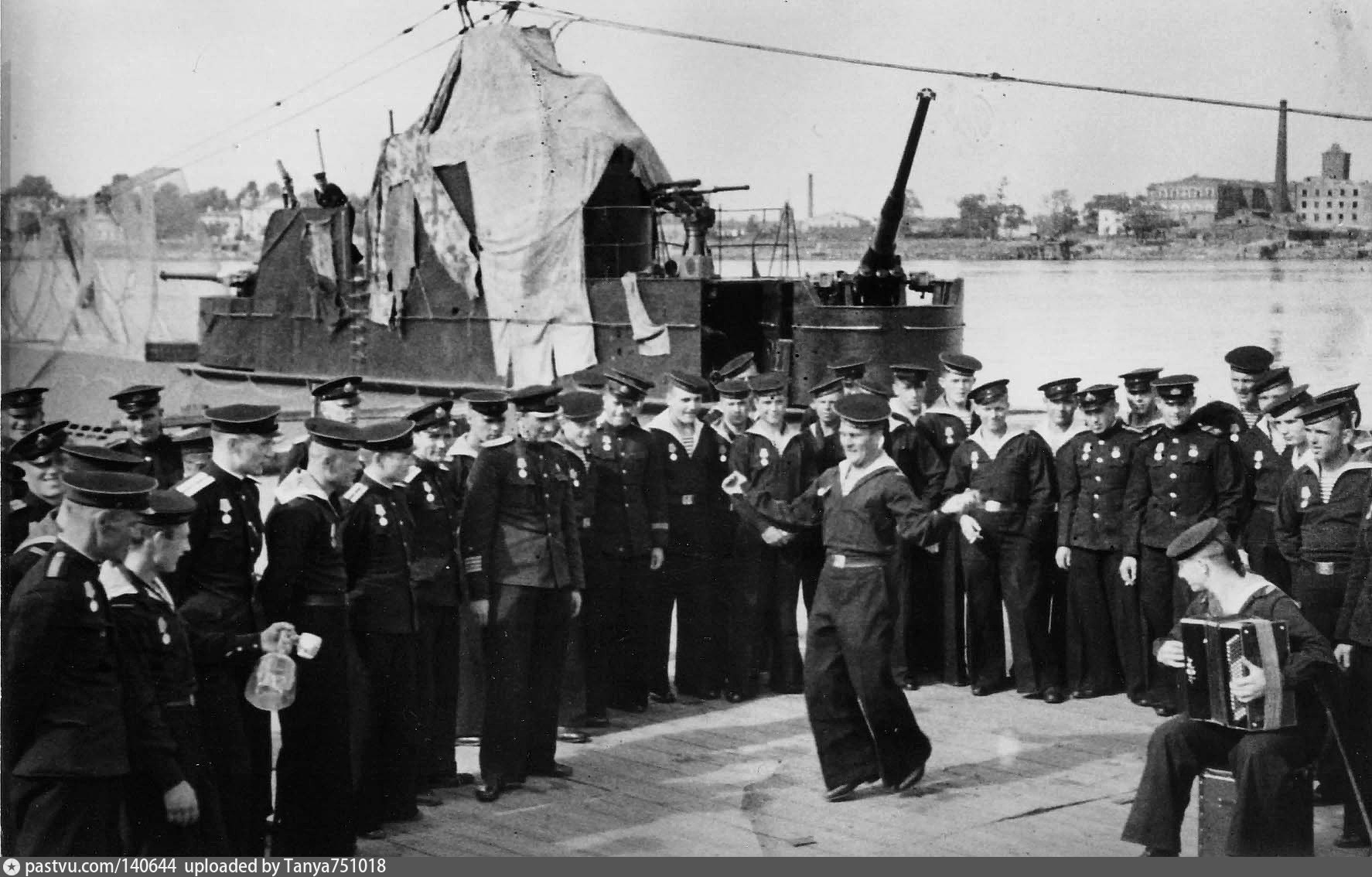 Подводники кронштадта. Балтийский флот Кронштадт. Балтийский флот 1941. Матросы Балтийского флота 1941. Балтийский флот 1945.