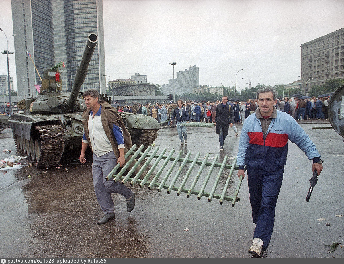 События переворота. Августовский путч 1991. Августовский путч 1991 белый дом. Москва путч август 1991. Августовский путч 1991 баррикады.