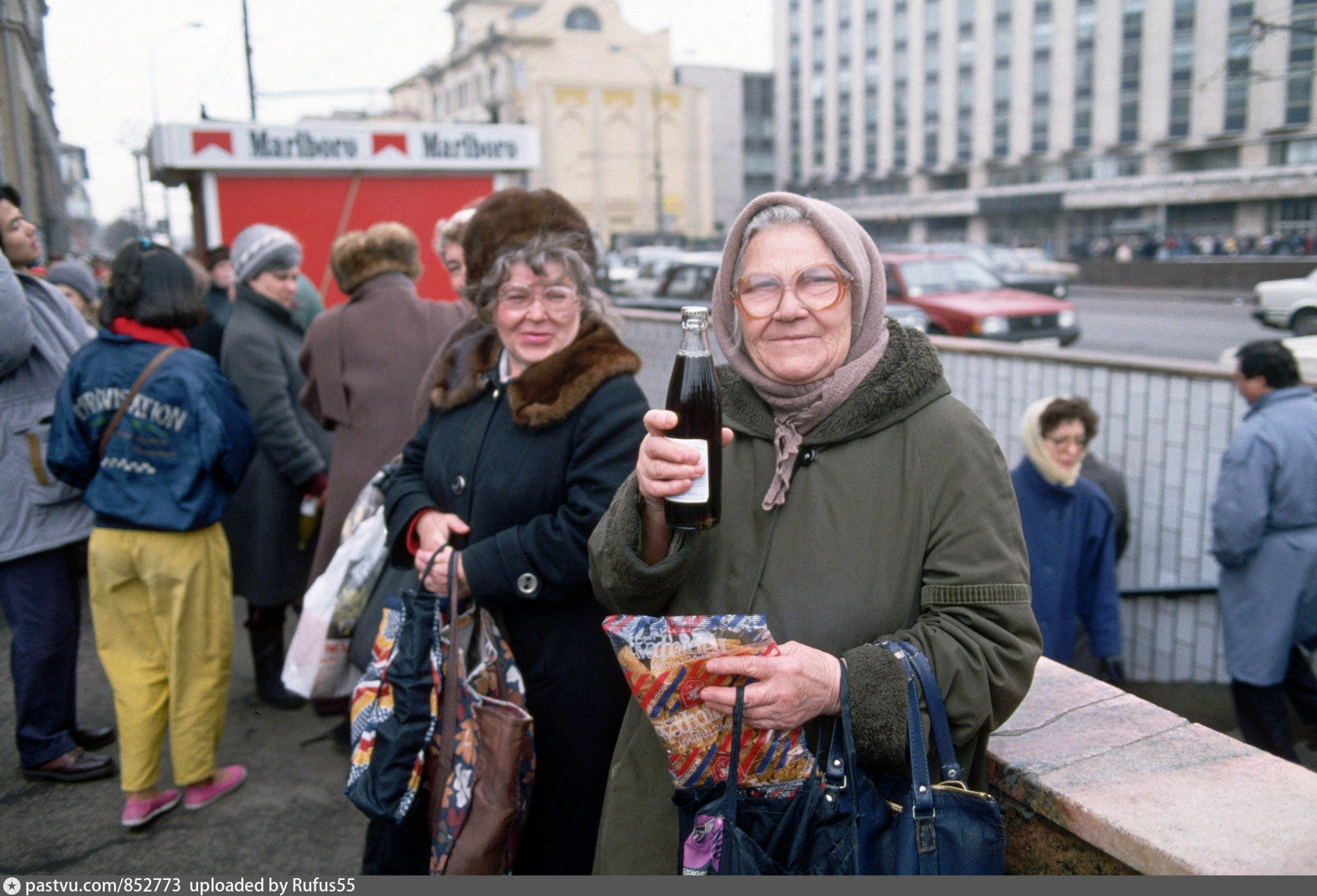 Повседневная жизнь россии в 1990
