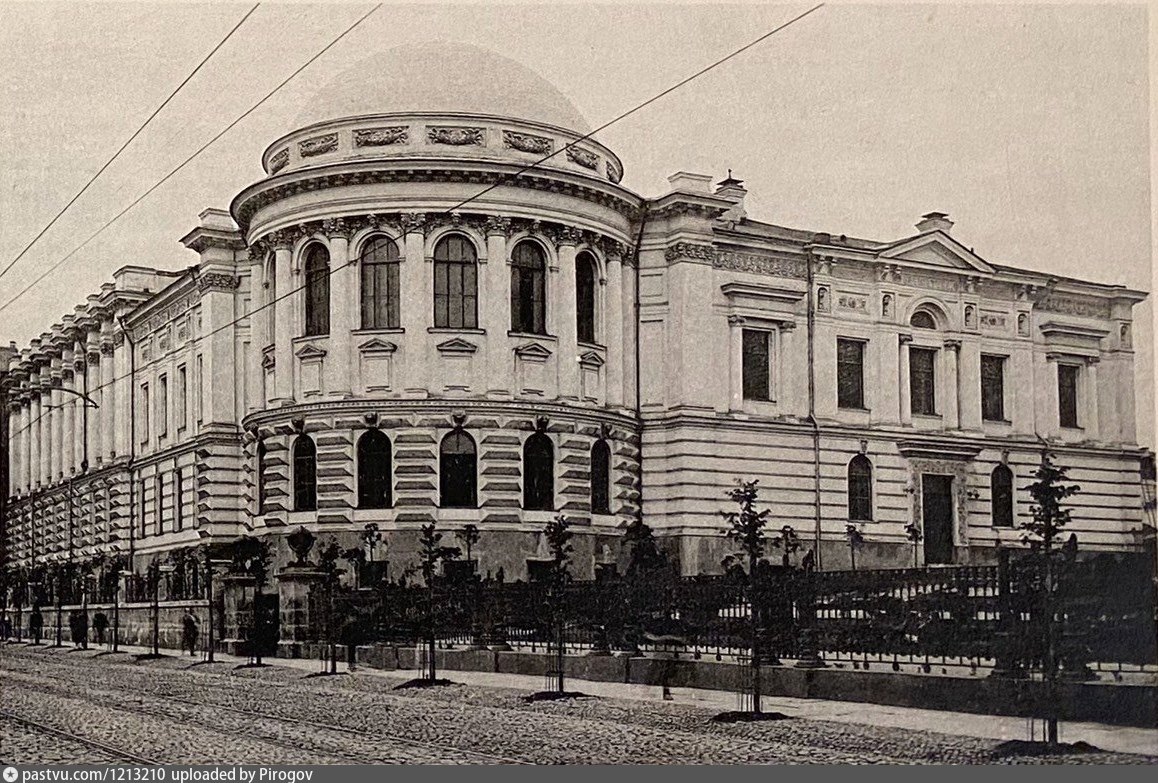 Моховая улица москва. Московский университет (Моховая улица). Московский университет 1919. Московский университет 1910. История университетов Москвы.