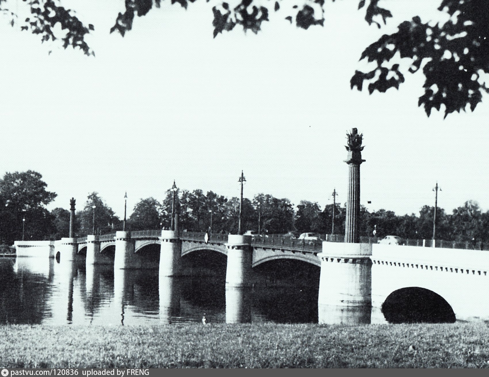 Ушаковский мост в Санкт-Петербурге