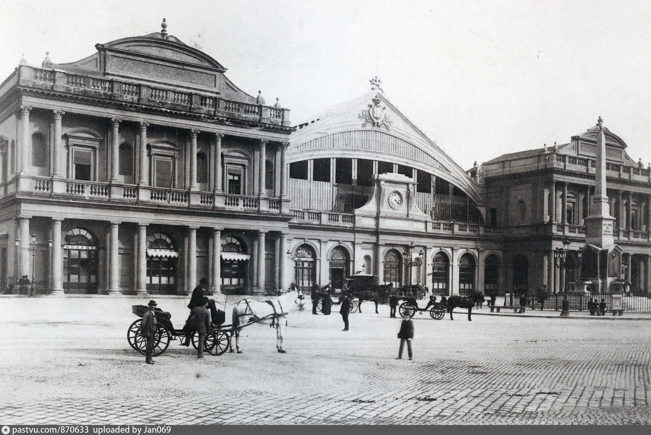 Roma termini. Рим Термини. Станция Термини в Риме. Вокзал в Риме Termini. Рим ЖД вокзал.