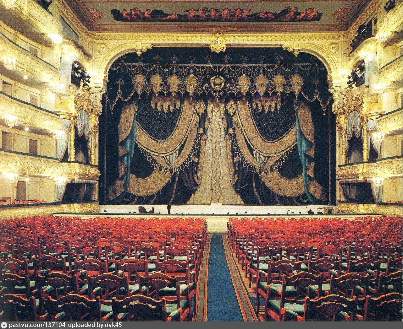 театр на неве зал