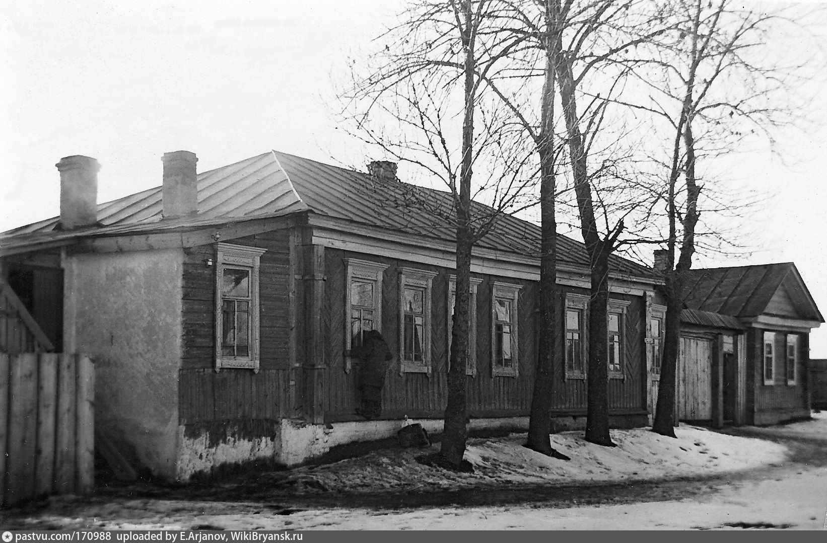 Старая больница фото. Земская больница в Брянске. Старое Супонево, Супоневская больница. Старая больница Фряново. Тимоновка Брянская область.