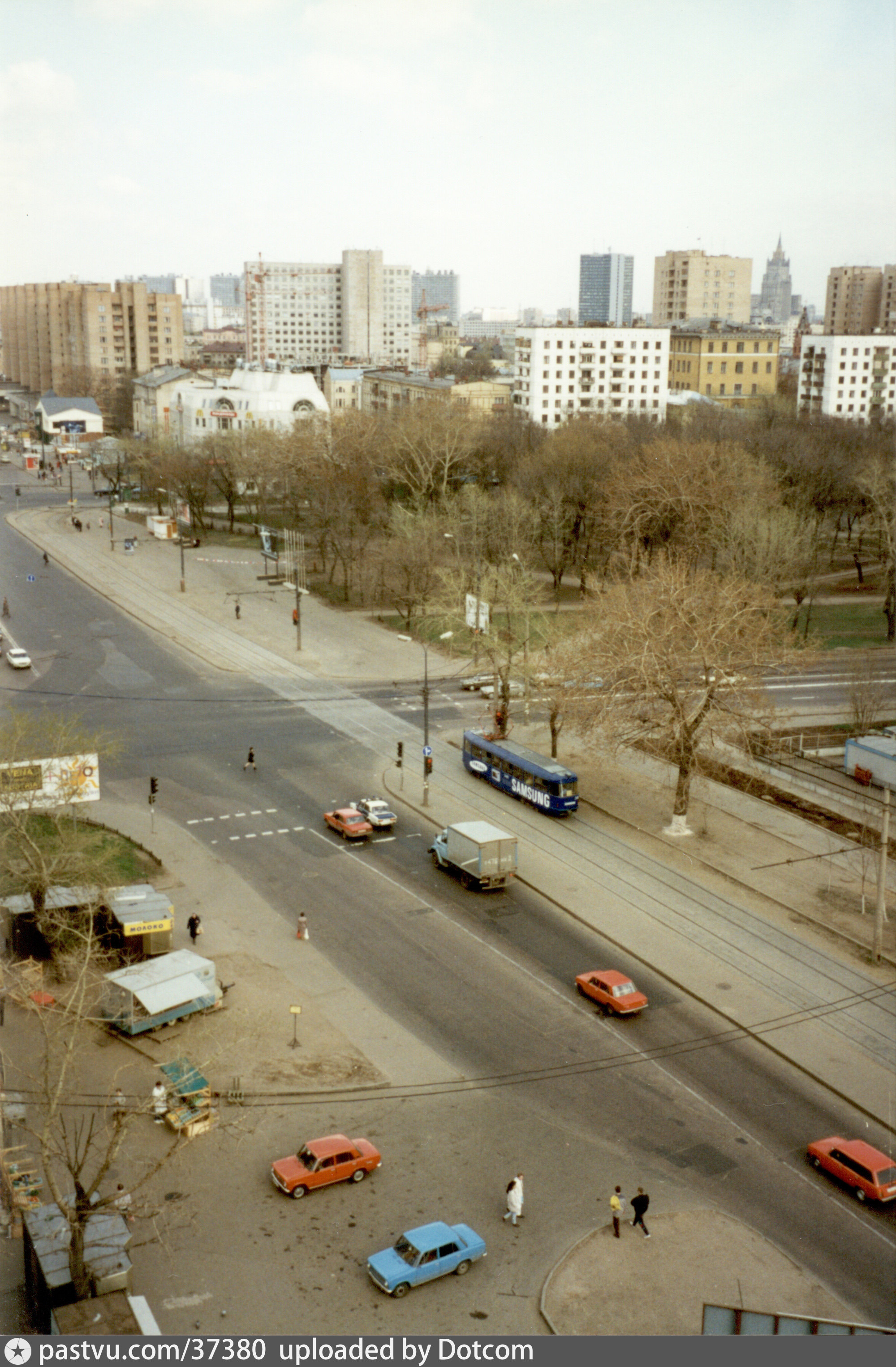 звенигородское шоссе москва