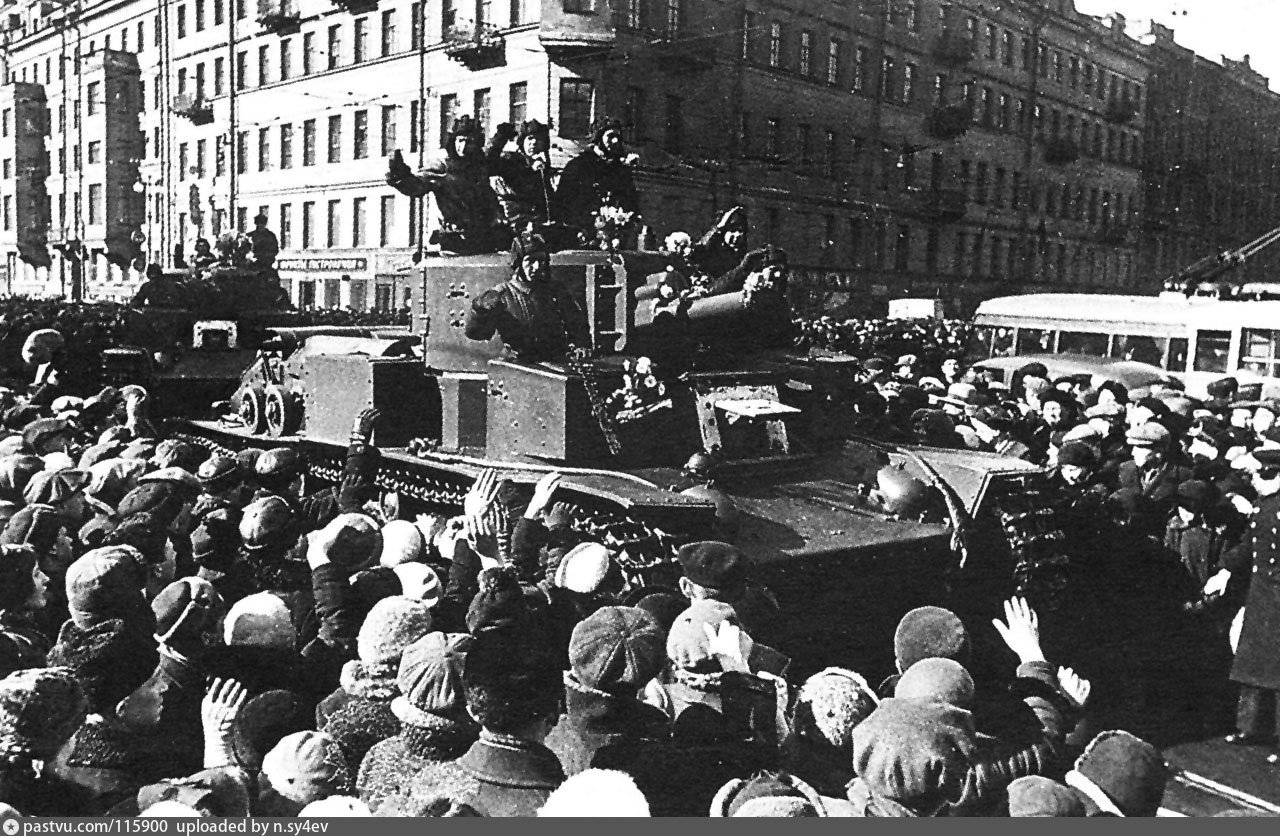 Летом 1940 года ленинградский. Парад Победы в Ленинграде 1945. Блокада Ленинграда победа. Выборг лето 1940.