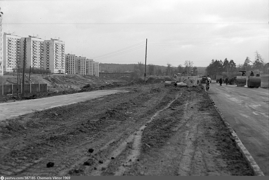 Луганская улица. Старое Царицыно ул Луганская фото. Царицыно Луганская улица по которой ездила. Луганская улица старые фото. Фото улица Луганская Москва.