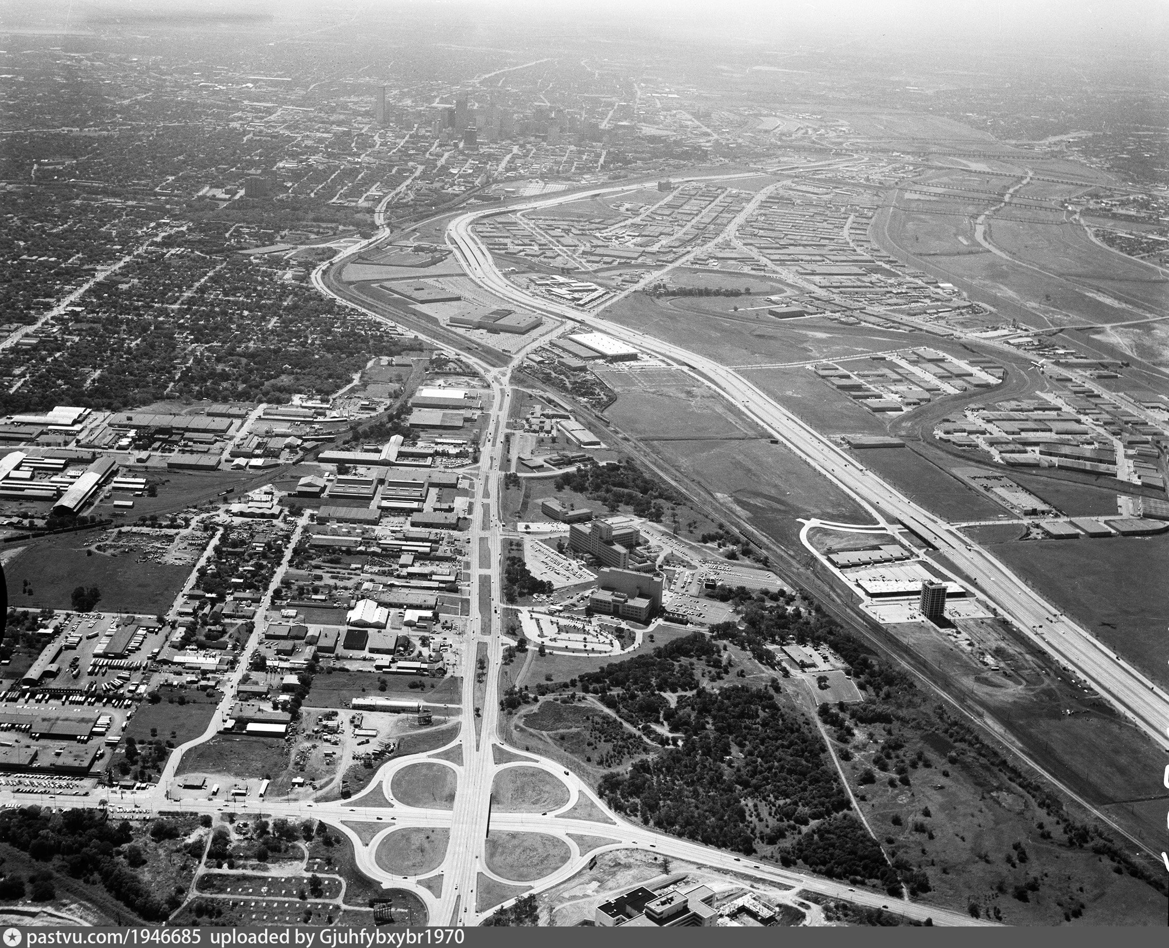 Harry Hines Boulevard and Stemmons Freeway looking southeast to ...