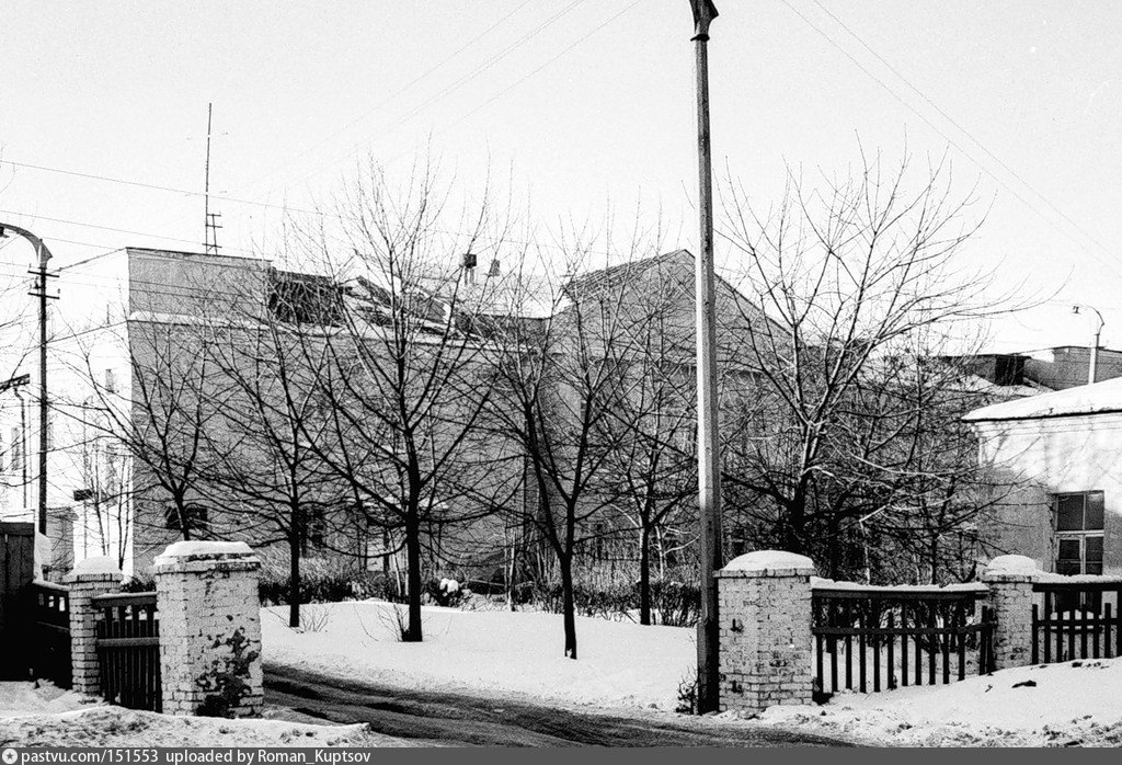 Новопетровское московская область. Петровская участковая больница Московская губернии. Новопетровское Истринский район. Новопетровское больница. Новопетровская больница Истра здание.