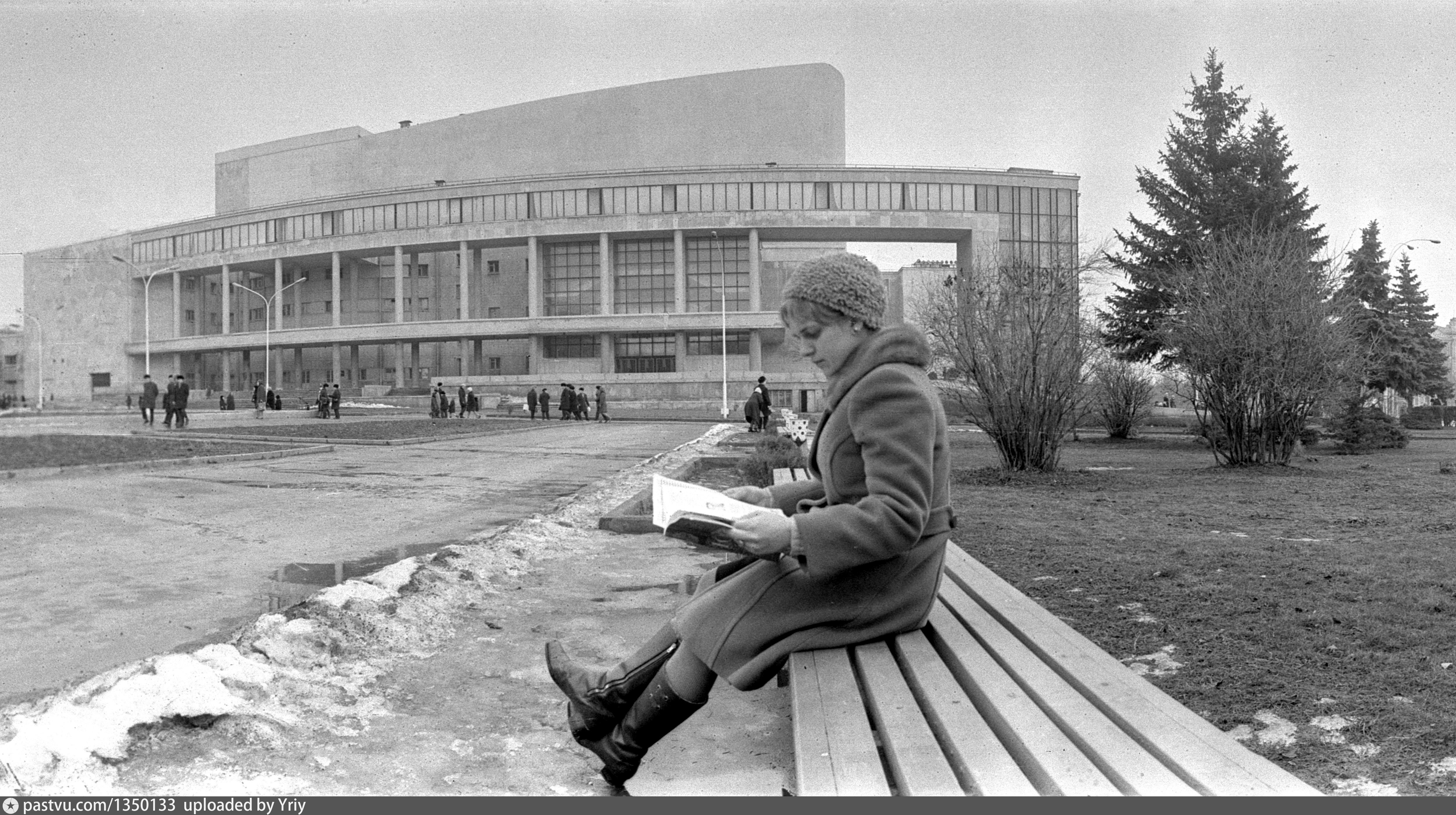 Советский дон. Театр Горького Ростов на Дону СССР. Театр в Ростове на Дону 1930. Ростов на-Дону 1973г. Театр в Ростове на Дону 1935.