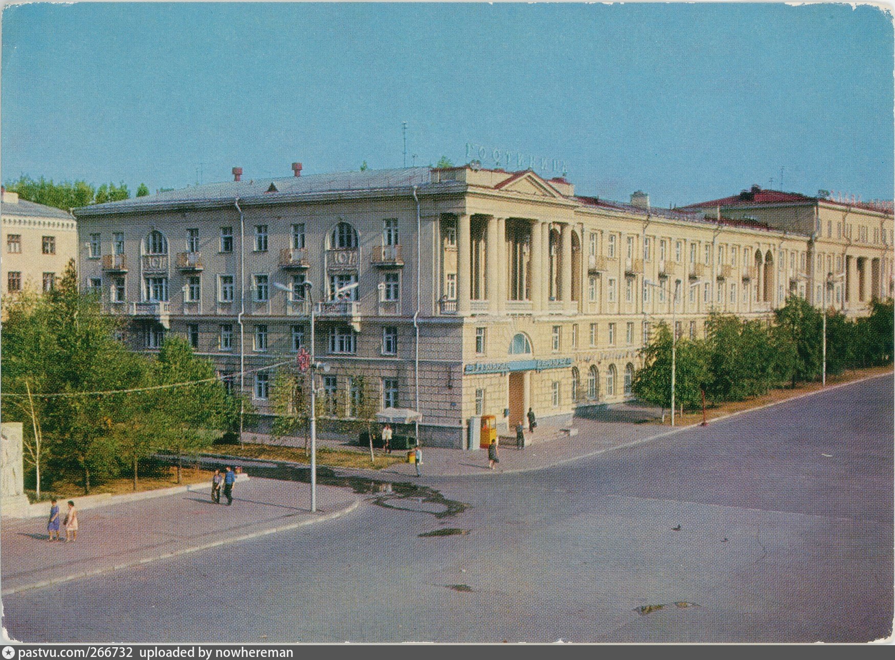 Белгород 1970. Белгород 80 годы. Старый парк победы белгород. Белгород 80 лет. Белгород в 90.