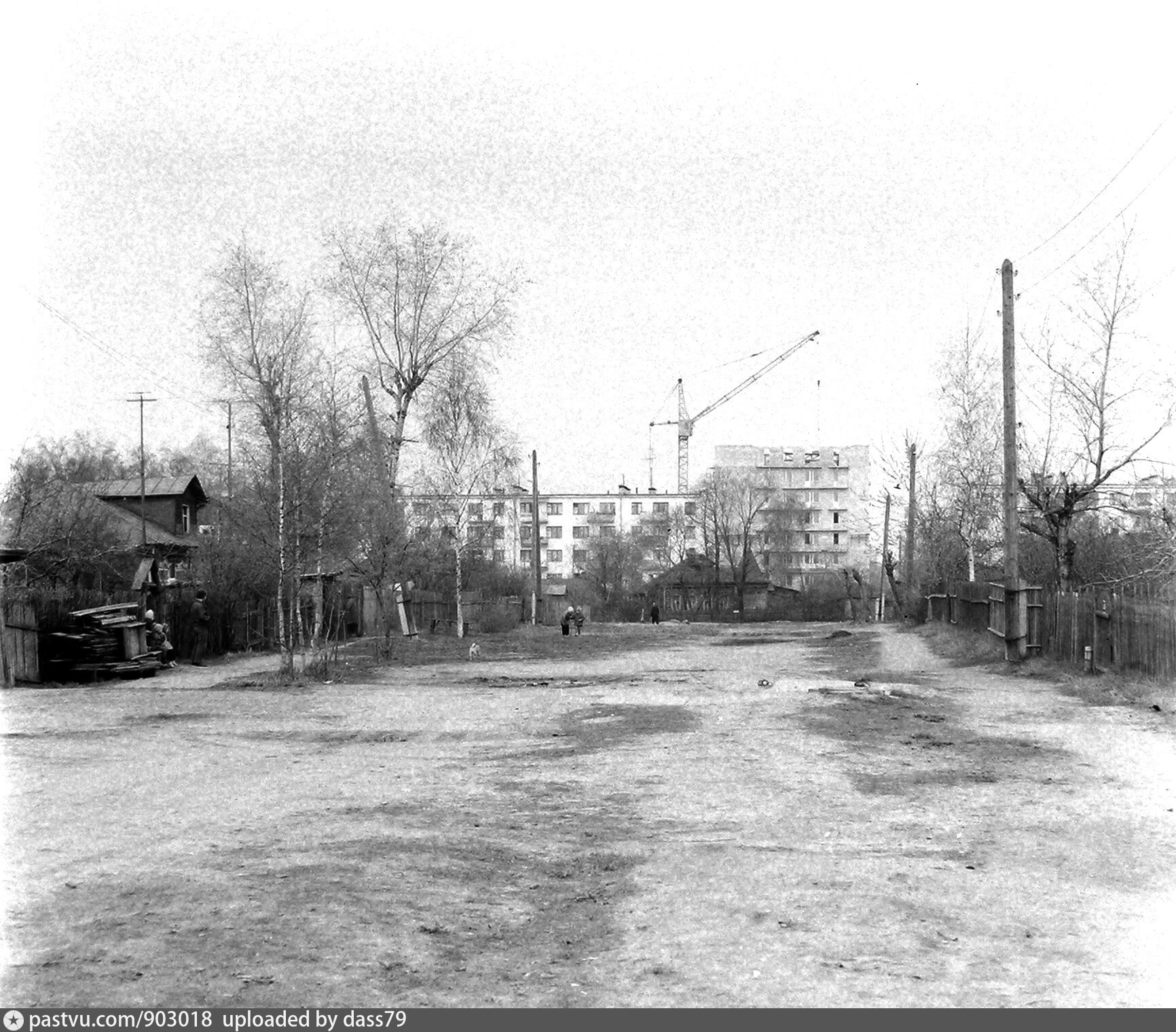 Ретро лесной. Фотографии улицы Михалевича в 70 годах. ЖУКОРАМА ретро.