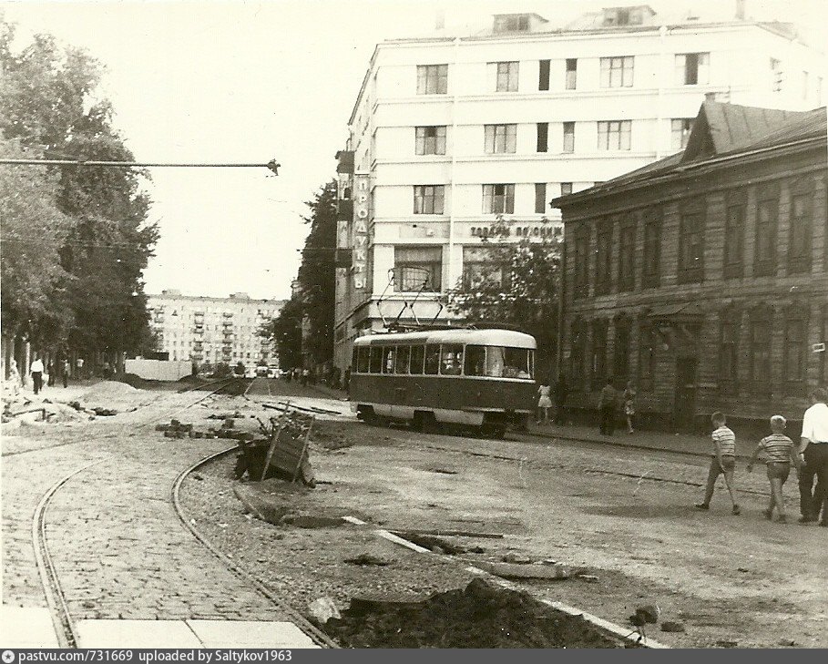 Восточная улица москва. Старая Москва Симоновский вал. Трамвай на Восточной улице. Восточные улицы.