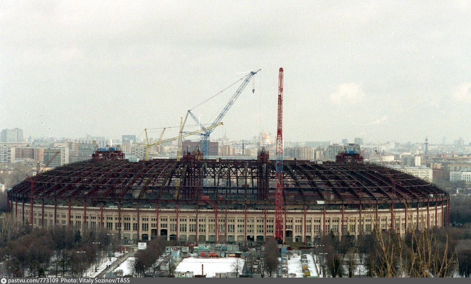 Стадион Лужники 1997