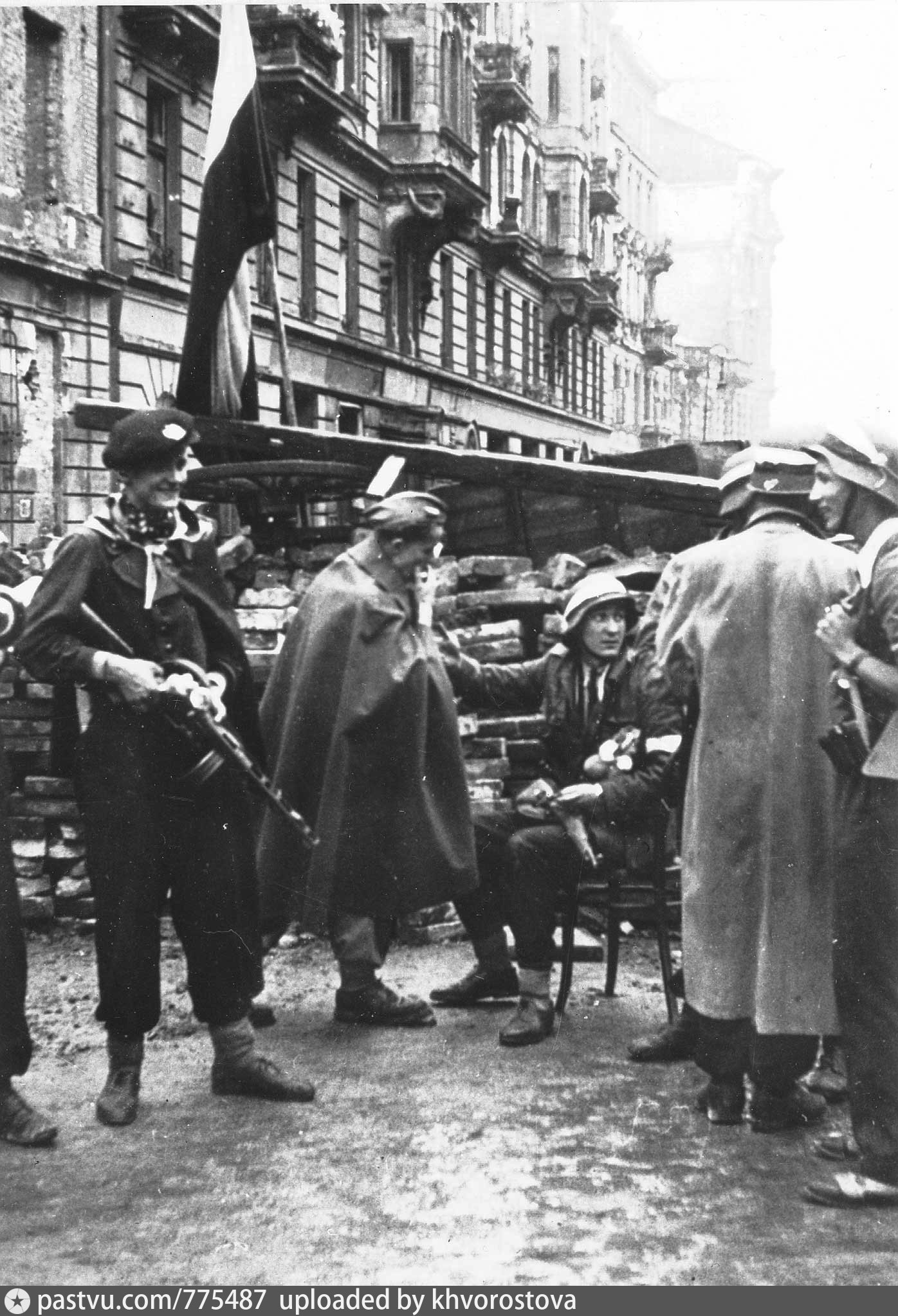 Восстания 1944 года. Подавление Варшавского Восстания 1944. Варшавское восстание 1944г.. Польское восстание 1 августа 1944.