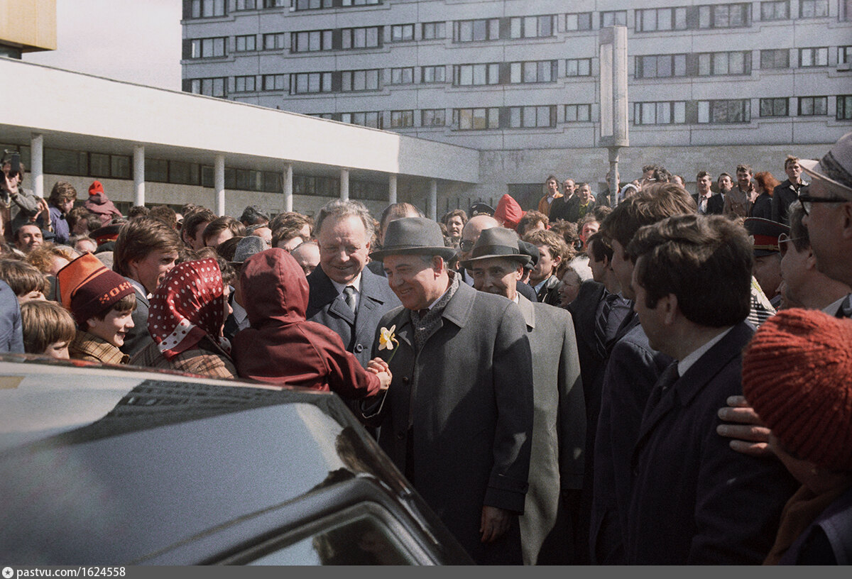 Забыть перестройка. Горбачев 1985 перестройка.