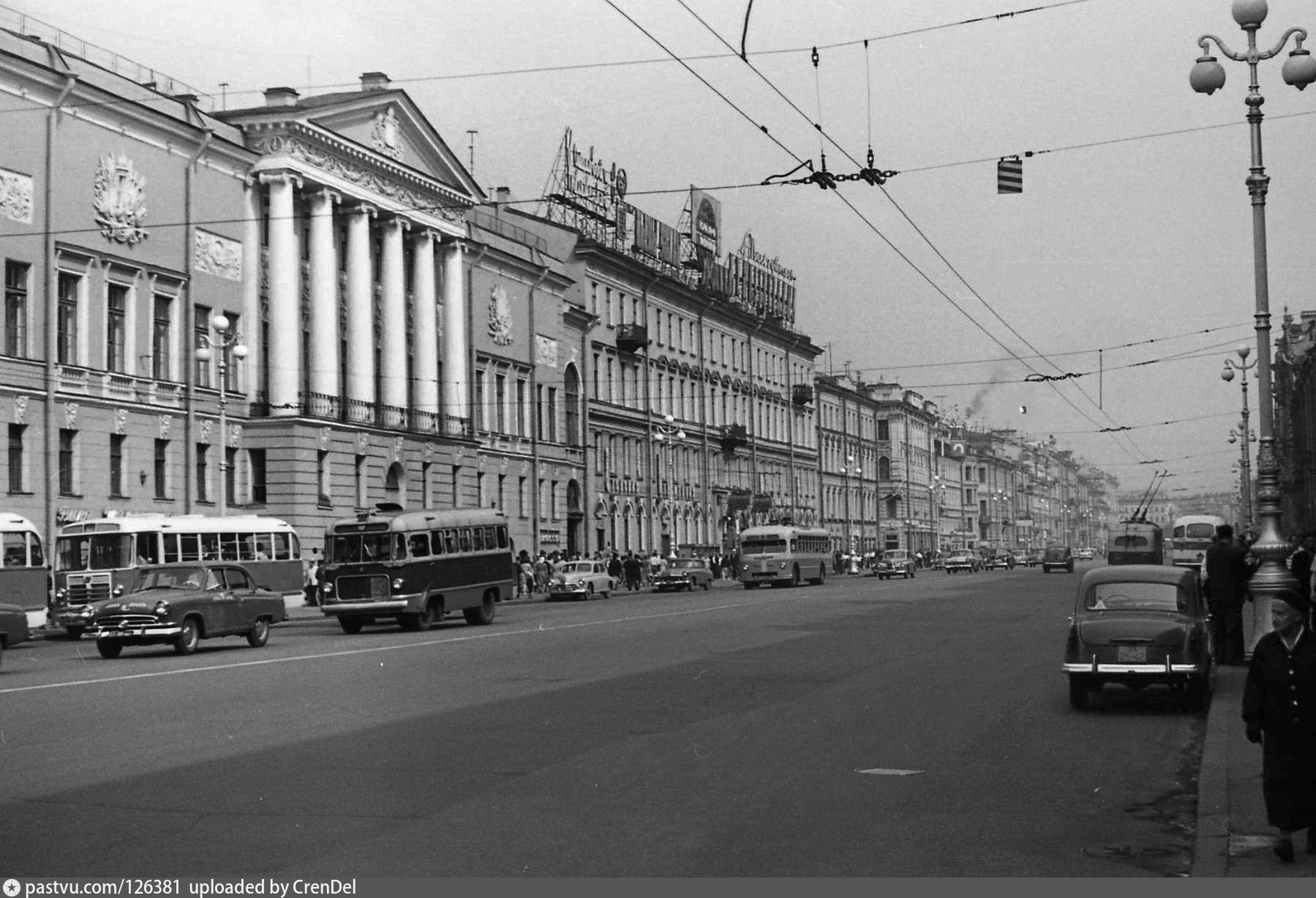 Санкт петербург 60. Ленинград Невский проспект 60-е годы. Невский проспект 1960 год. Невский проспект 1960 фото. Невский проспект Ленинград 70-е.