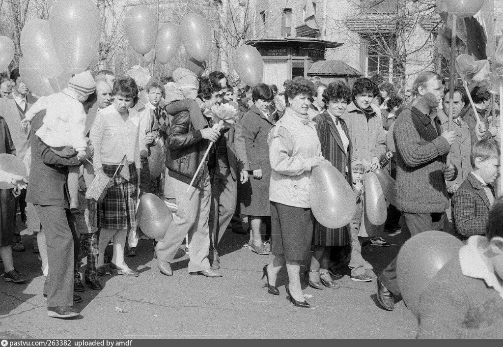 1 80 год. Лыткарино ретро фото. Лыткарино фотографии города ретро. Лыткарино в 90х годах. Старый город Лыткарино при СССР фото.