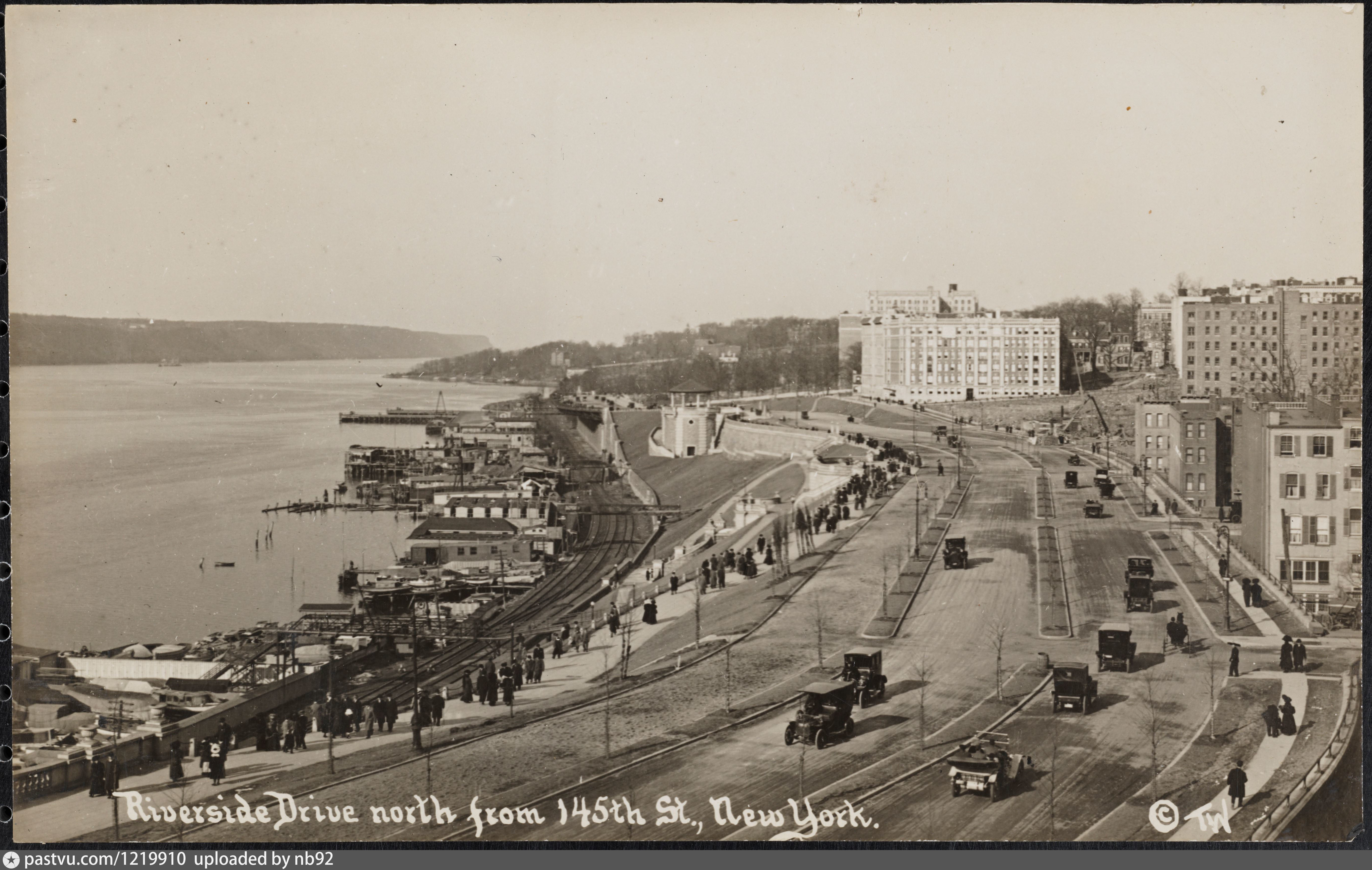 Riverside Drive north from 145th Street