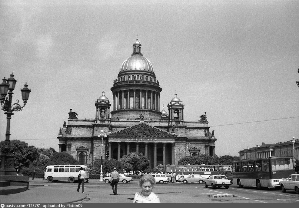 Исаакиевский собор фото черно белое