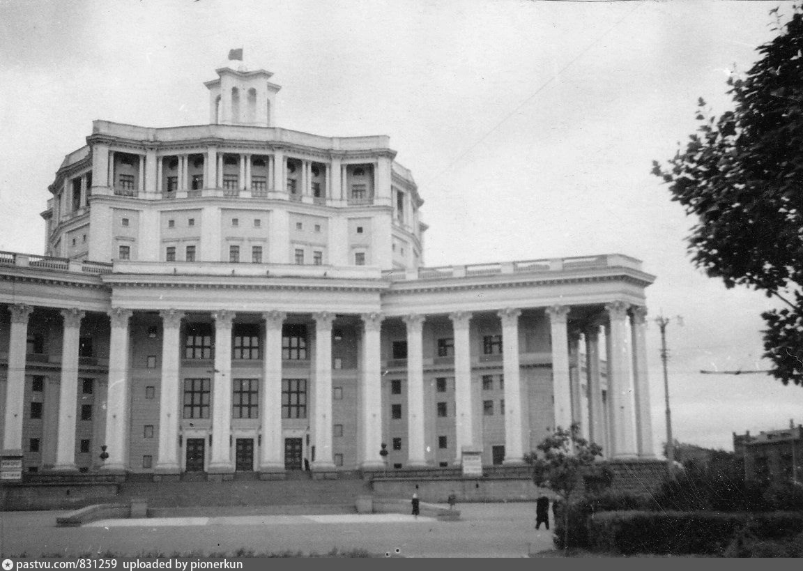 Москва театр советской армии фото