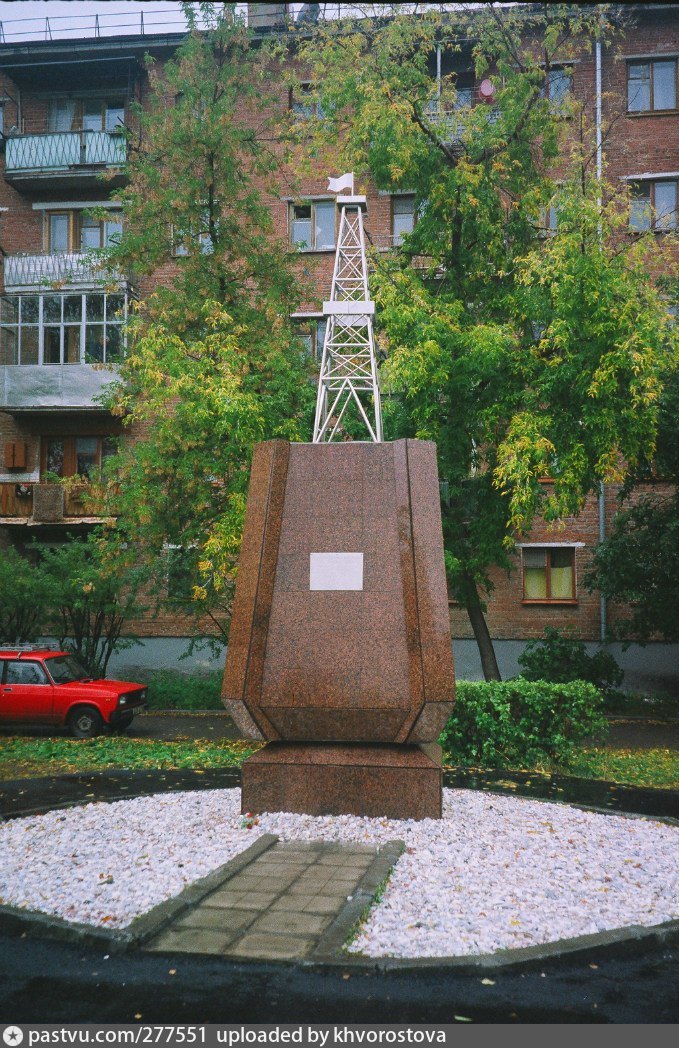 нефтяные скважины тюменская область. домик для колодца шестигранный. водяная скважина. скважина игла абиссинский колодец. скважина 72.