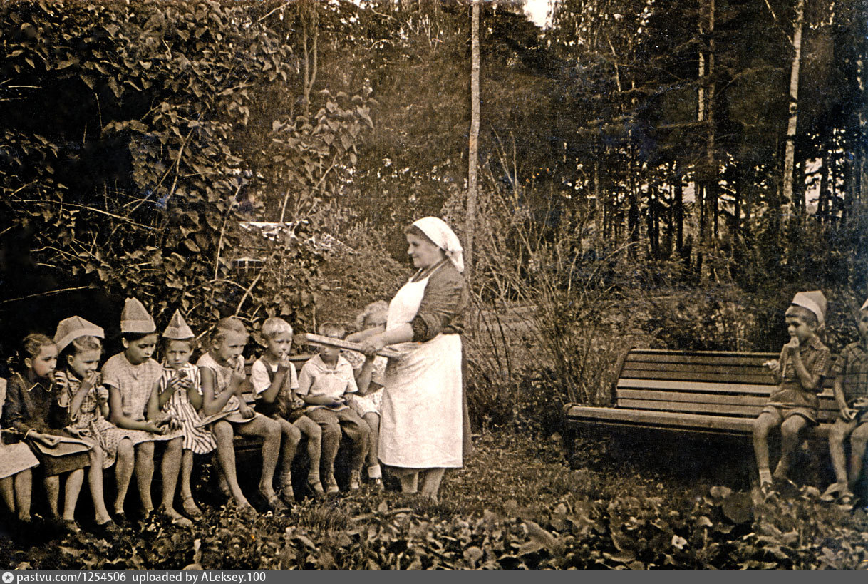 Пионерское московская область. Пионерский лагерь им Аркадия Гайдара. Пионерский лагерь имени Аркадия Гайдара Анашкино. Пионерский лагерь им. Гайдара, посёлок Денежниково.