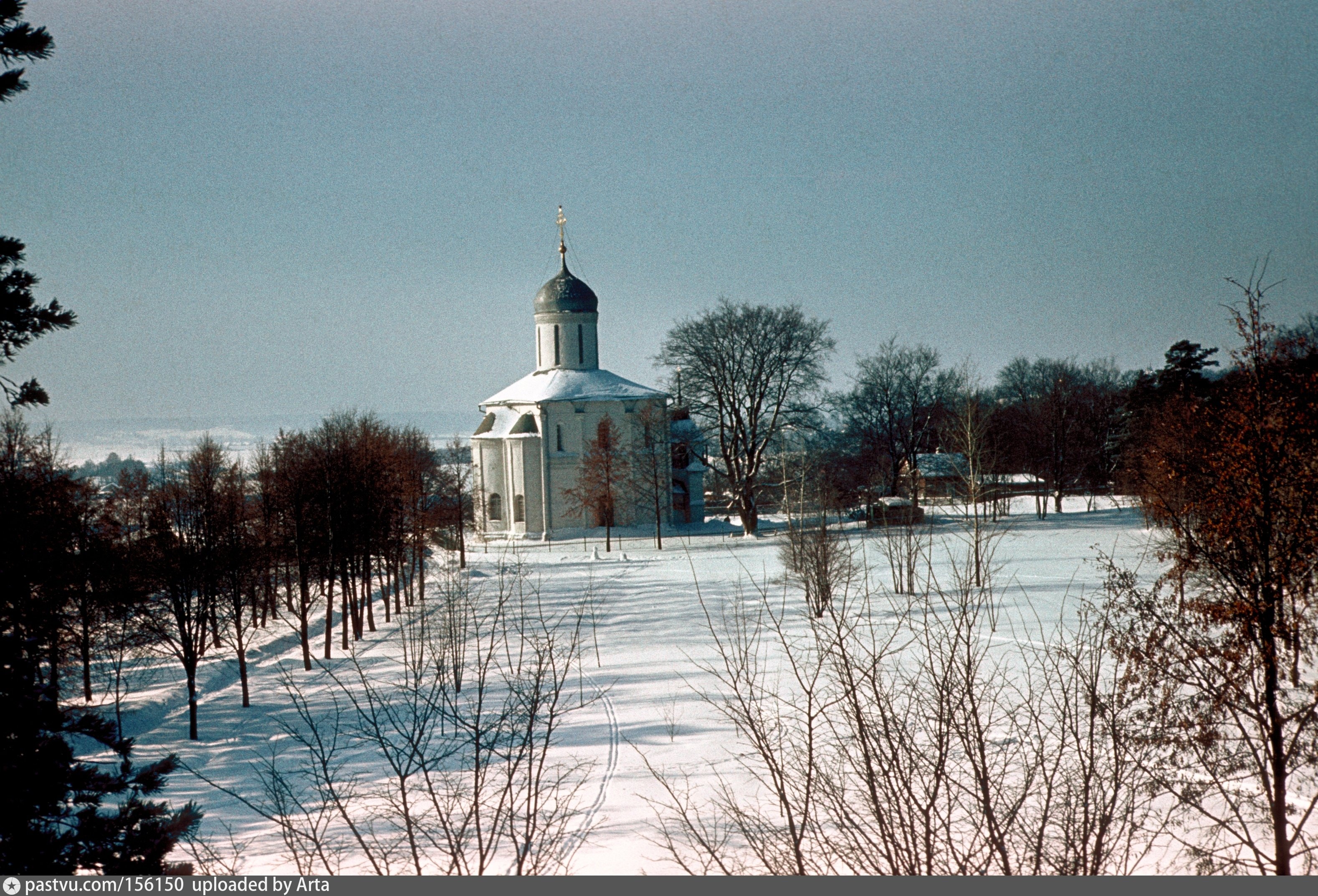 Успенский собор в звенигороде фото