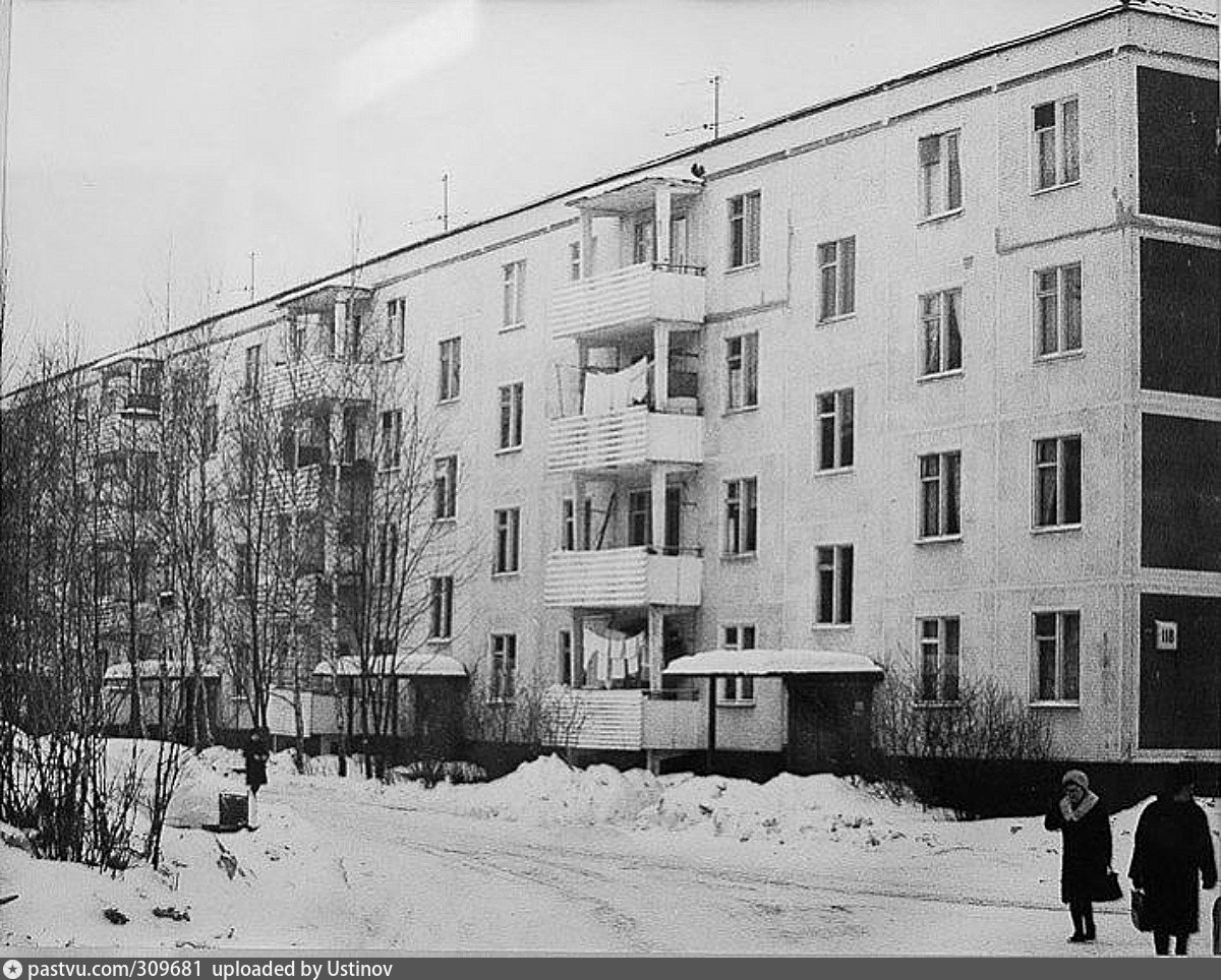 Год постройки здания. Корп 118 Зеленоград. Зеленоград старый город. Зеленоград 1 микрорайон СССР. 3 Микрорайон старый Зеленоград.