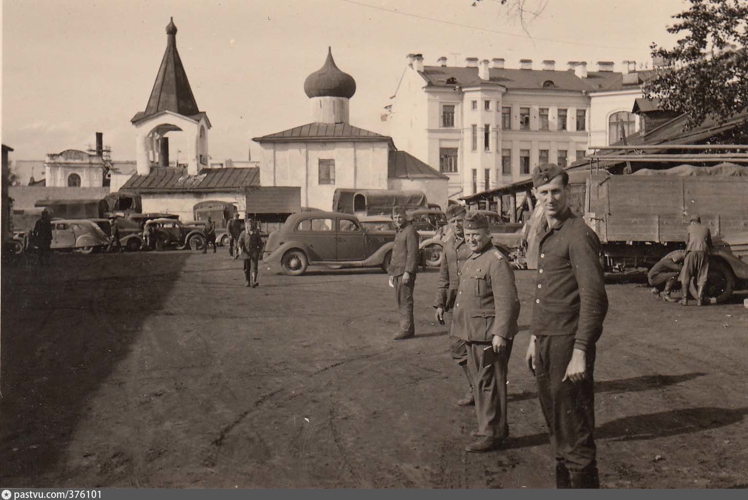 Храм преполовения пятидесятницы псков фото