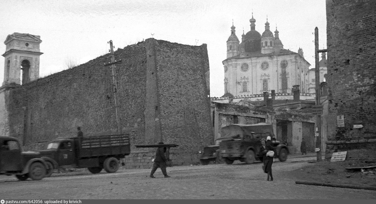 Какая оккупация. Оккупация Смоленска в 1941-1943. Смоленск Успенский собор оккупация. Смоленск 1941. Оккупированный Смоленск 1941.