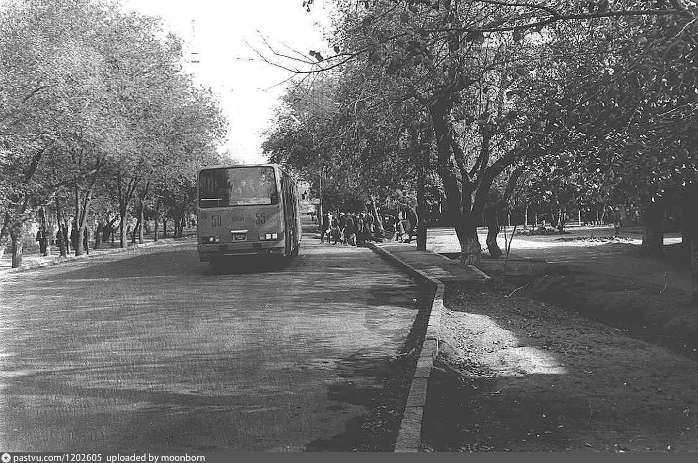 Москва актюбинск. Актюбинск времен СССР. Старая часть Актюбы. Актюбинский аэропорт 70 годов. Актюбинск школа 15 1982год.