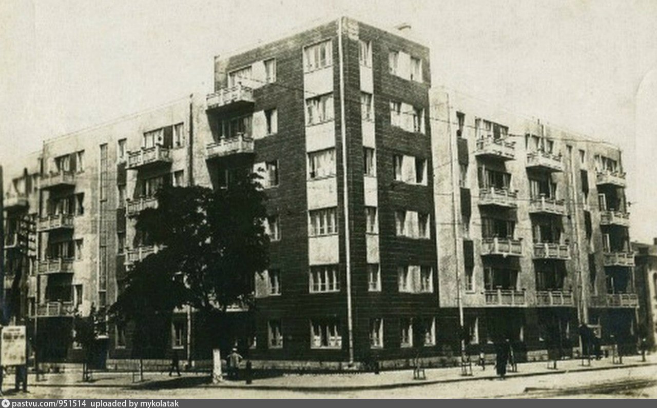 Дом специалистов. Дом специалистов Смоленск. Дом специалистов в Баку (1935 г.). Дома для специалистов 1930. Дом специалистов Ижевск.