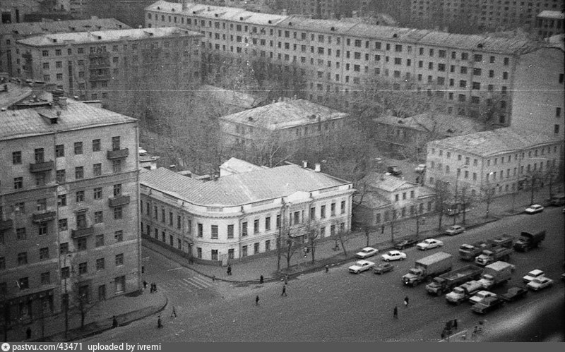 Смоленский бульвар. Смоленский бульвар Москва 1989. Смоленский бульвар 11 Москва. Смоленский бульвар 13. Смоленский бульвар дом 13/1.