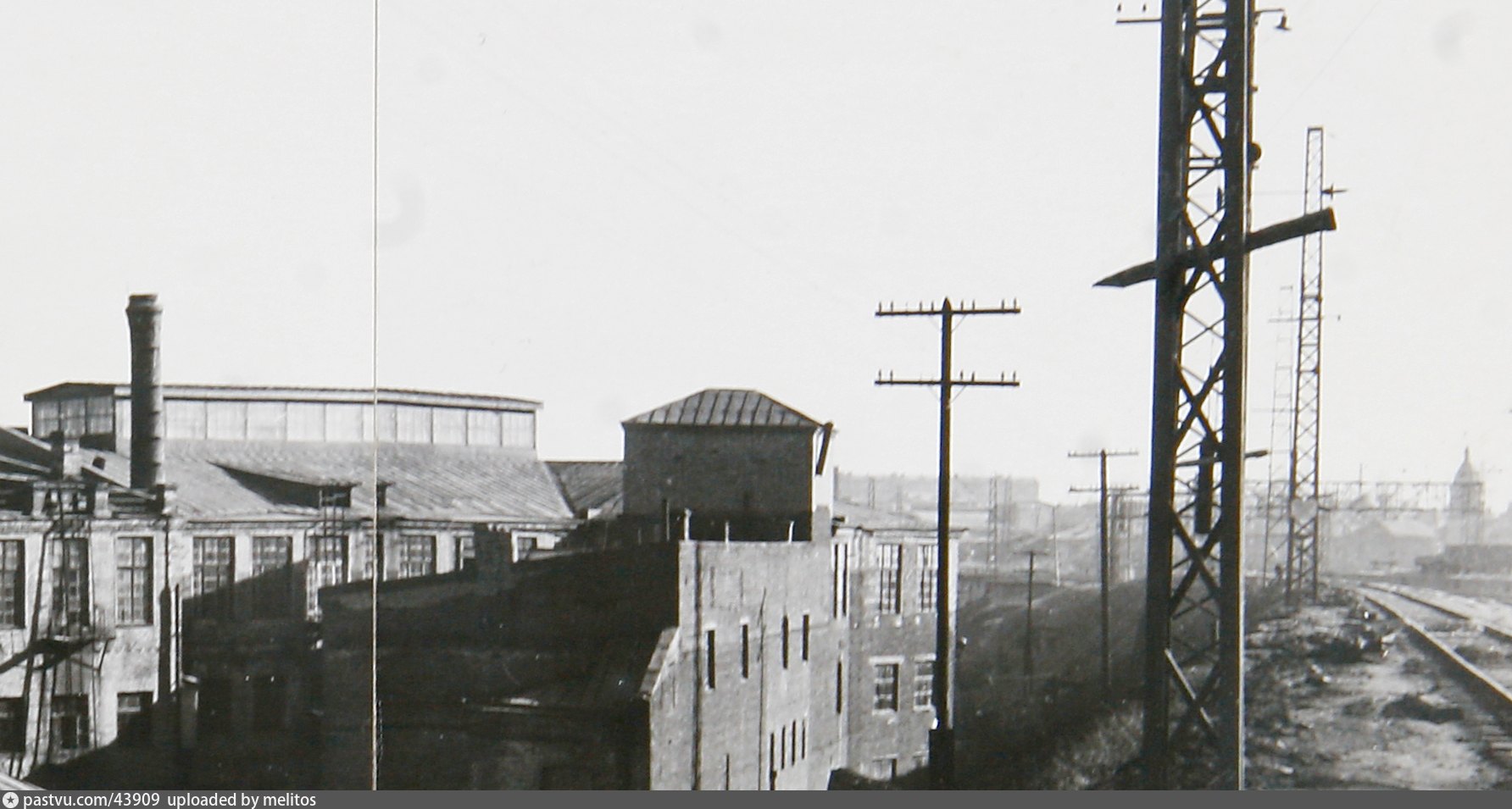 От Курского до Хохловки. 6.2. Завод \"Манометр\" и дальний план