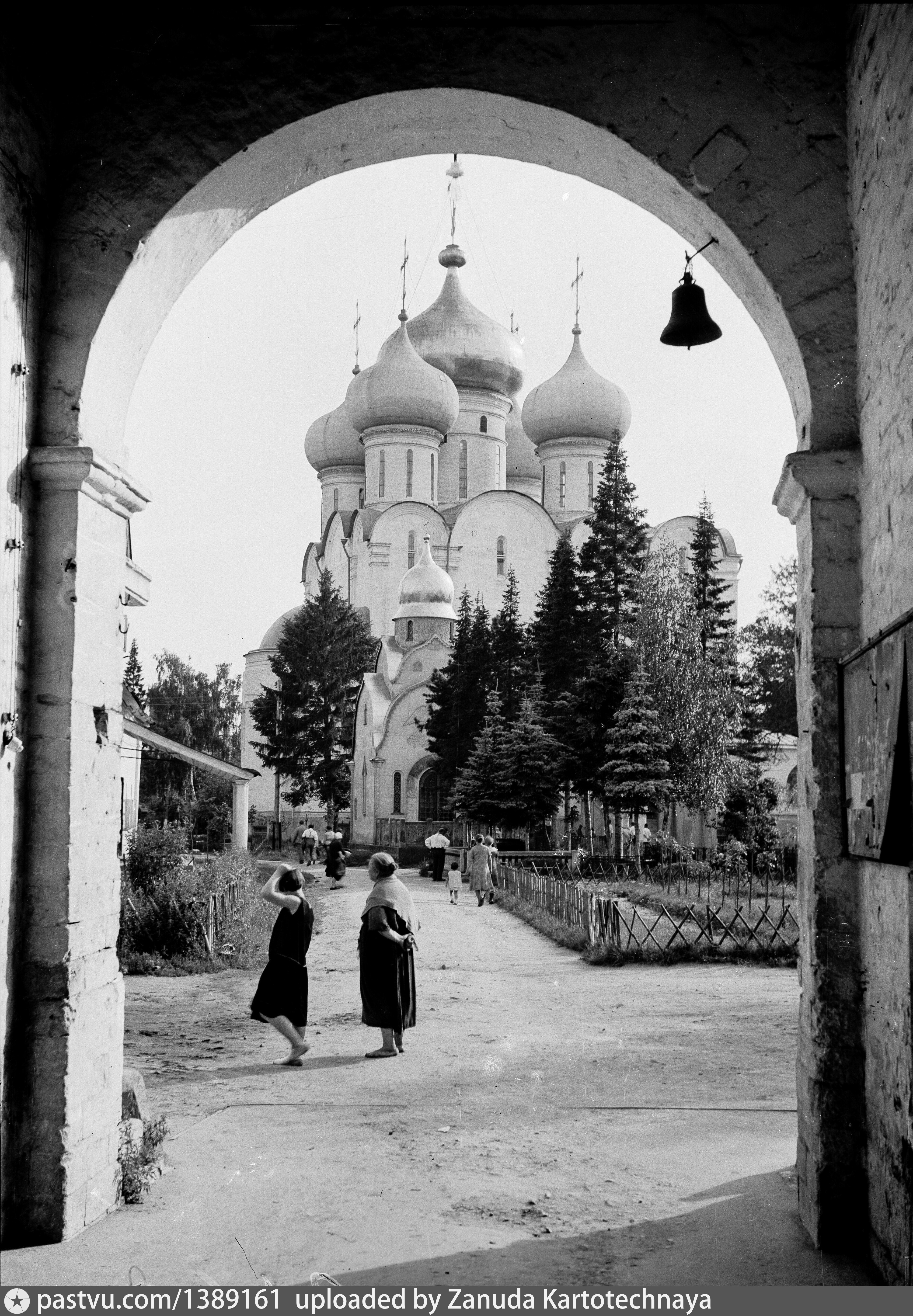 девичье поле в москве