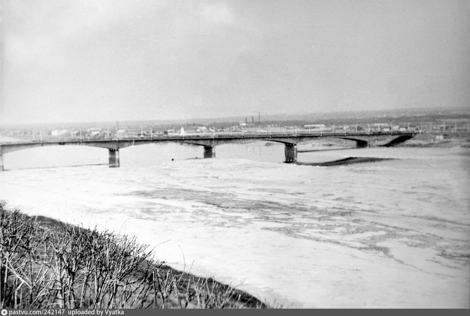 Вятка река мост Киров 80 х годов