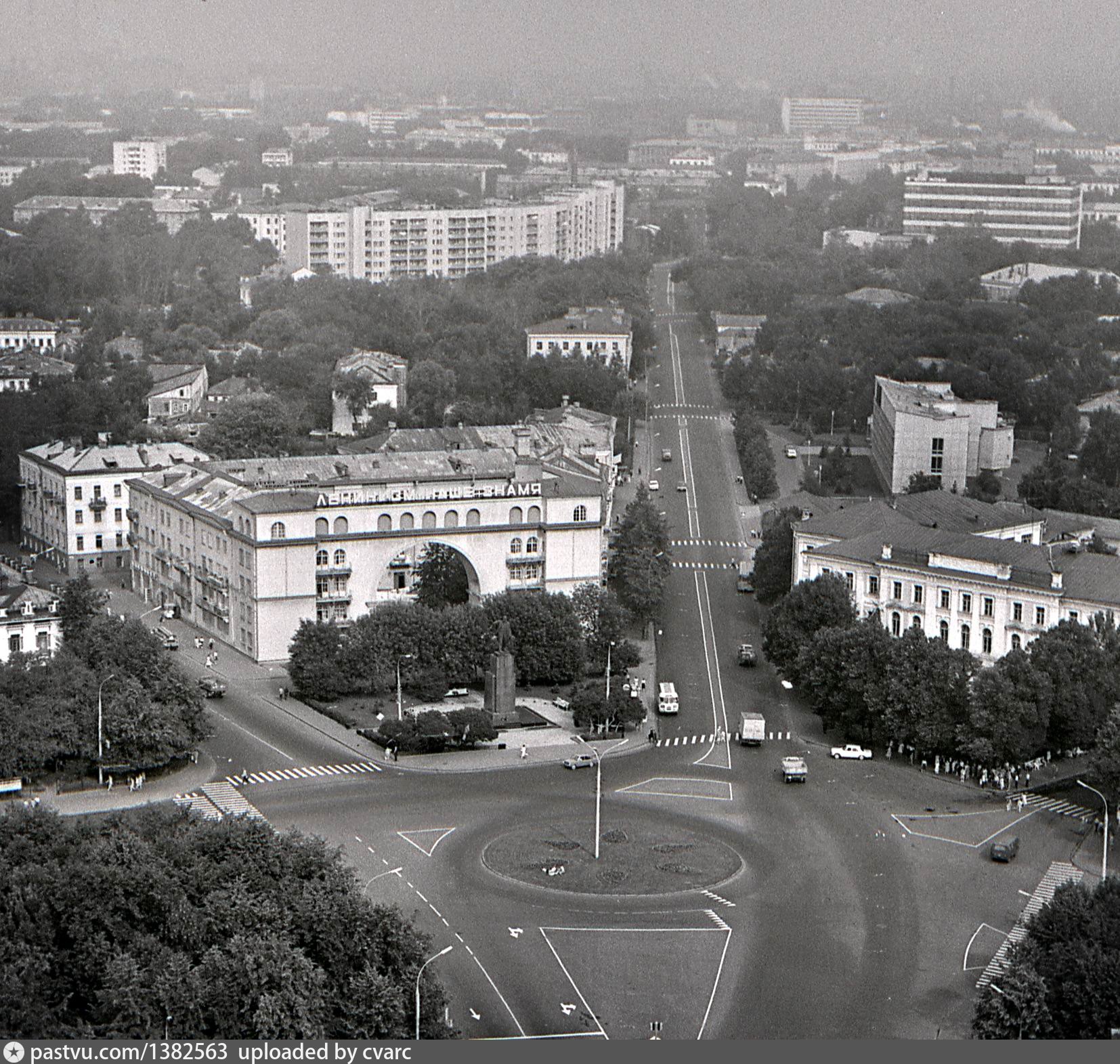 Красная площадь площадь в Ярославле