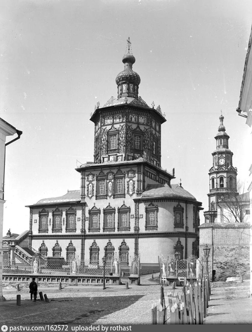 Старая казань. Петропавловский собор Казань. Петропавловский собор Казань до революции. Петропавловский собор Казань в 18 веке. Петропавловский собор Казань старинная.