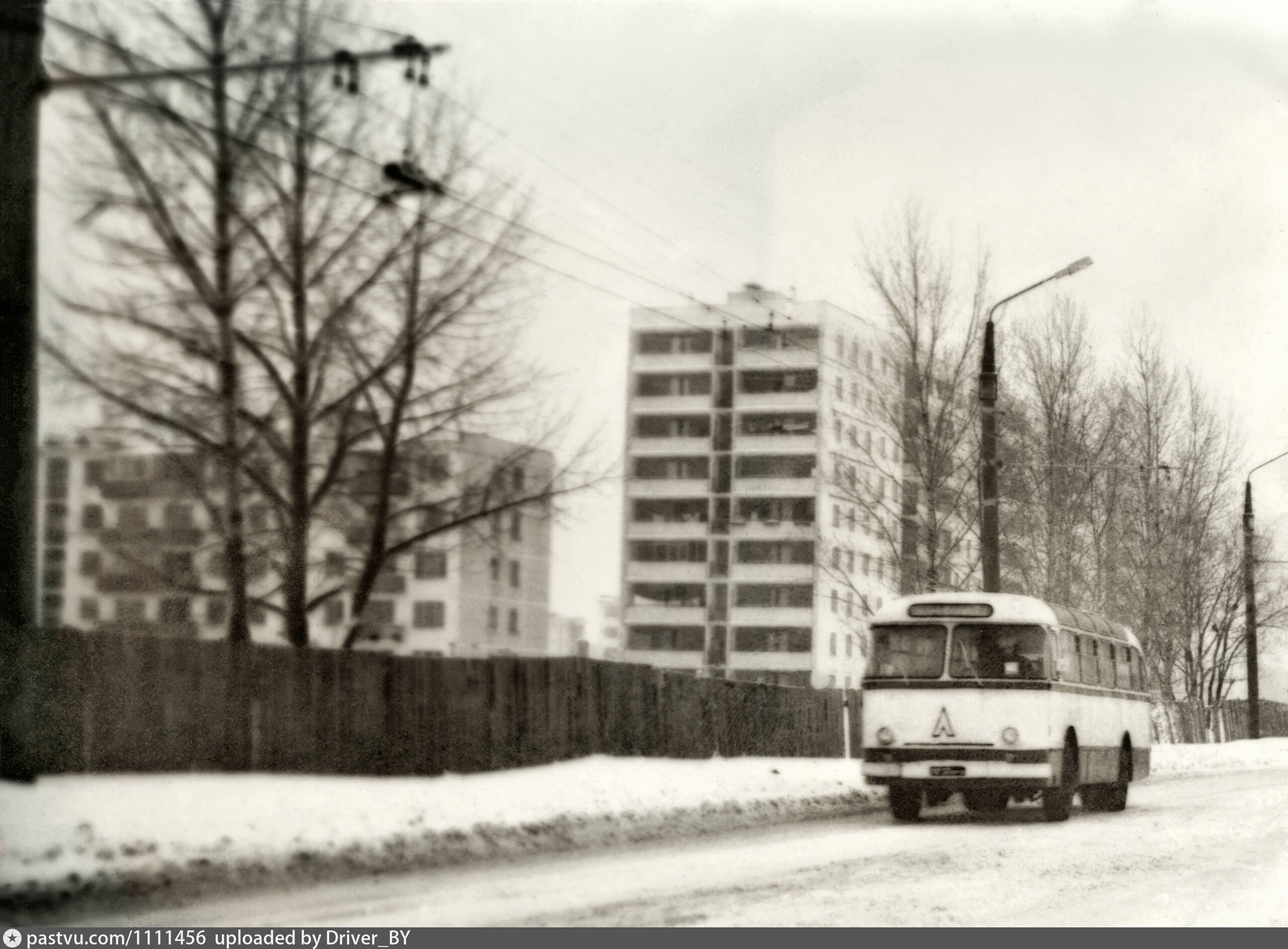 Фото ул авиационной. Кафе полет Брянск. Улица Авиационная старые фото. Ул. самолётная старое фото. Авиационная улица в СССР.