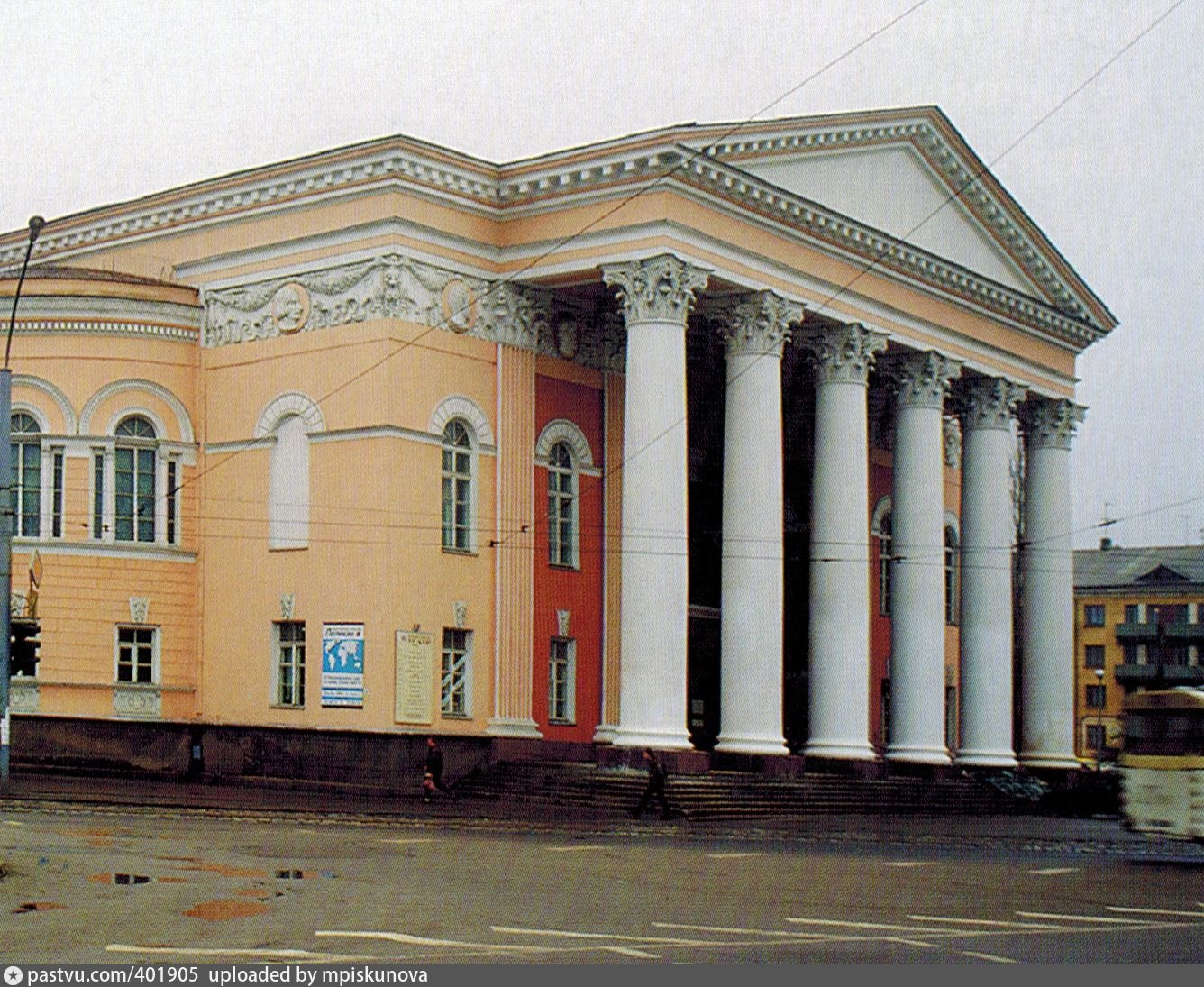 драматический театр калининград